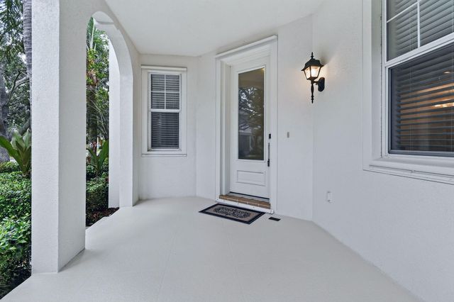 303 Caravelle Drive, Jupiter, FL 33458