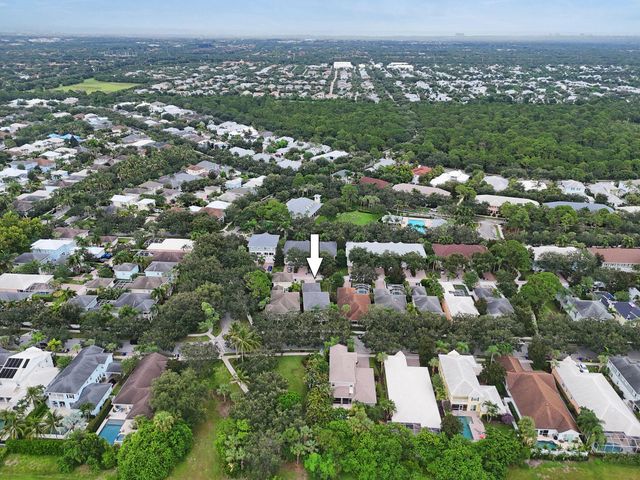 303 Caravelle Drive, Jupiter, FL 33458