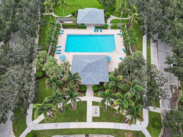 303 Caravelle Drive, Jupiter, FL 33458
