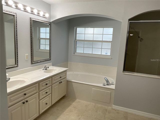 16791 SW 30TH AVENUE ROAD, Ocala, FL 34473