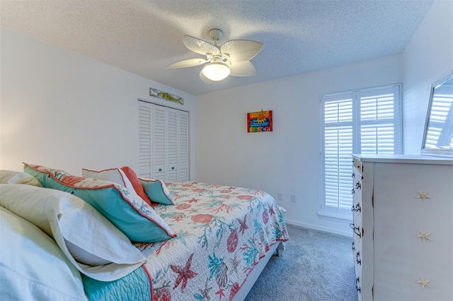 923 SANDPIPER CIRCLE 923, Bradenton, FL 34209