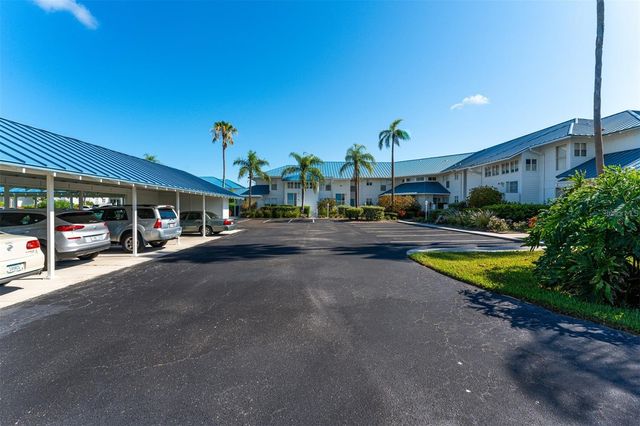 923 SANDPIPER CIRCLE 923, Bradenton, FL 34209