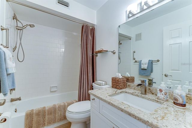 923 SANDPIPER CIRCLE 923, Bradenton, FL 34209