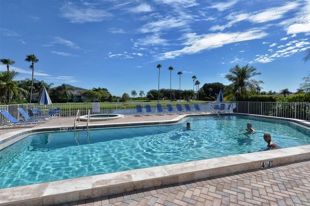 923 SANDPIPER CIRCLE 923, Bradenton, FL 34209