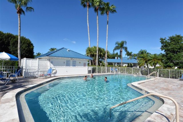 923 SANDPIPER CIRCLE 923, Bradenton, FL 34209