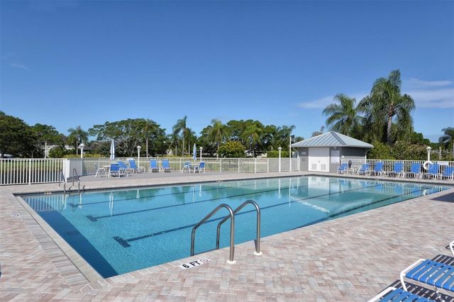 923 SANDPIPER CIRCLE 923, Bradenton, FL 34209