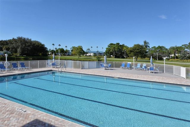 923 SANDPIPER CIRCLE 923, Bradenton, FL 34209