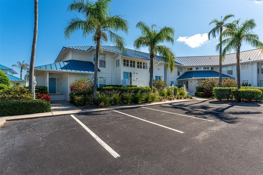 923 SANDPIPER CIRCLE 923, Bradenton, FL 34209