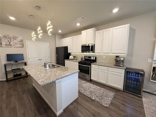 340 Auburn Crossing Dr Drive, Auburn, GA 30011