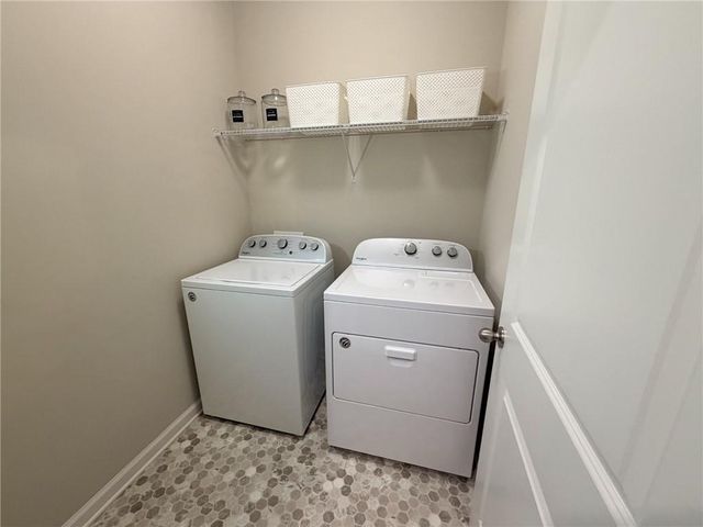 340 Auburn Crossing Dr Drive, Auburn, GA 30011