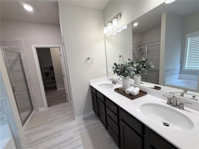 340 Auburn Crossing Dr Drive, Auburn, GA 30011
