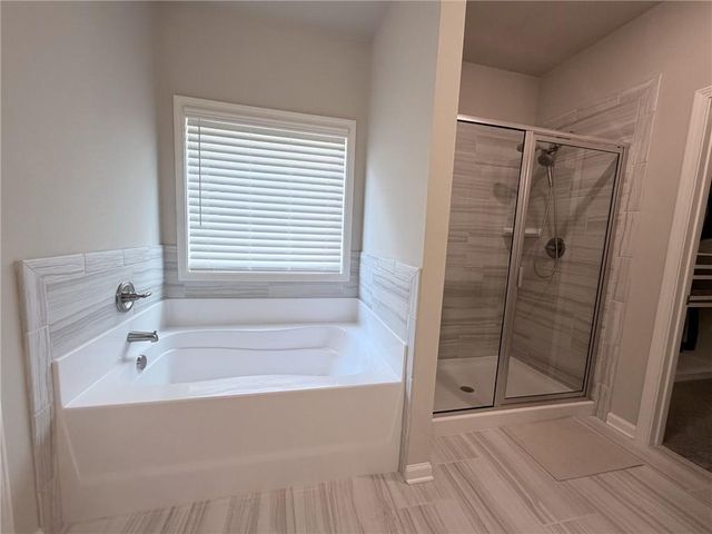 340 Auburn Crossing Dr Drive, Auburn, GA 30011