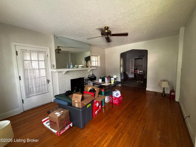 2228 Gladstone Ave, Louisville, KY 40205