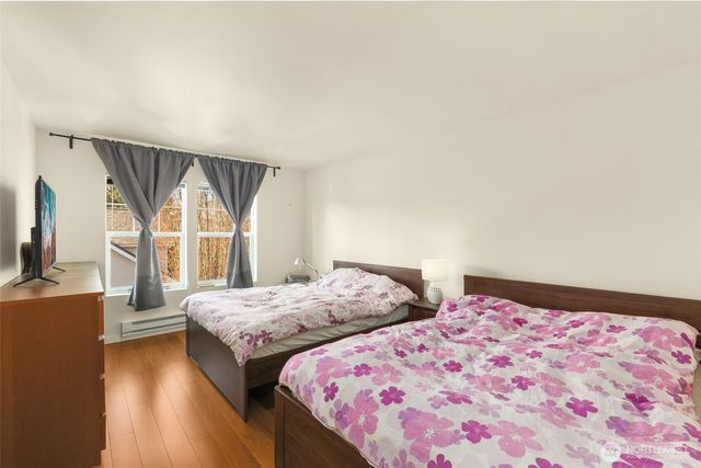 6895 Holly Park Drive S, Seattle, WA 98118