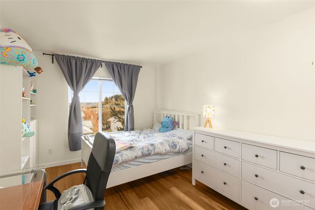 6895 Holly Park Drive S, Seattle, WA 98118