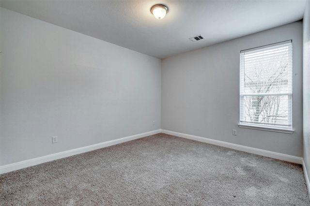 132 Kahalulu DR, Bastrop, TX 78602