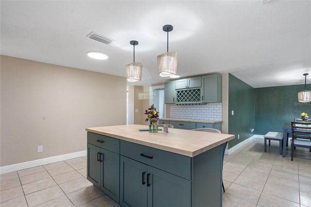 7446 DONEGAL STREET, New Port Richey, FL 34653