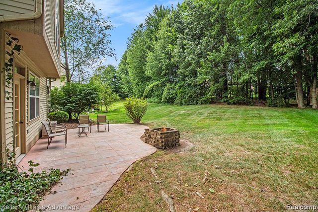 130 Lakeshore Pointe Drive, Update, MI 48843