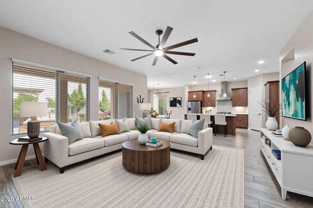 5088 S WADE Drive, Gilbert, AZ 85298