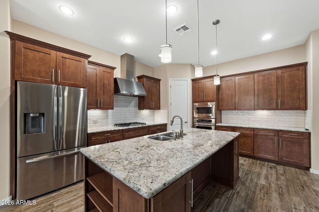 5088 S WADE Drive, Gilbert, AZ 85298