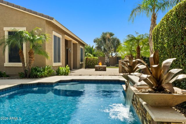 5088 S WADE Drive, Gilbert, AZ 85298