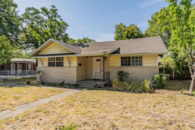 3824 Rusty Dell Street, Fort Worth, TX 76111