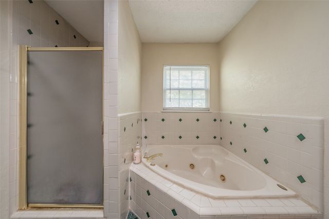 3824 Rusty Dell Street, Fort Worth, TX 76111