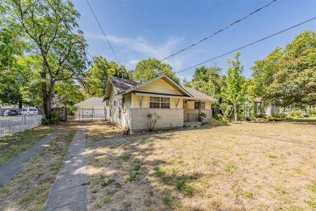 3824 Rusty Dell Street, Fort Worth, TX 76111