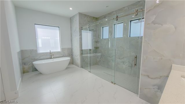 3302 64th NE AVE, Naples, FL 34120