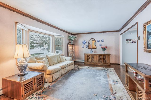 29 Lawrence Drive, Nesconset, NY 11767