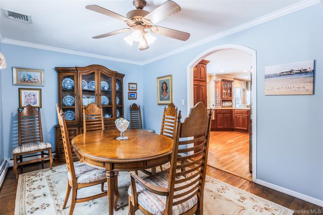 29 Lawrence Drive, Nesconset, NY 11767