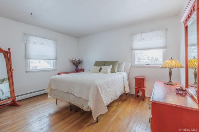 29 Lawrence Drive, Nesconset, NY 11767