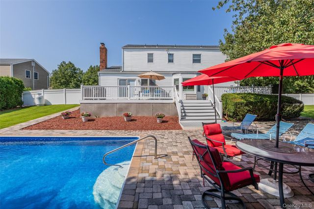 29 Lawrence Drive, Nesconset, NY 11767