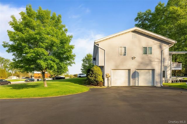 20 Mountainview Avenue, Airmont, NY 10901