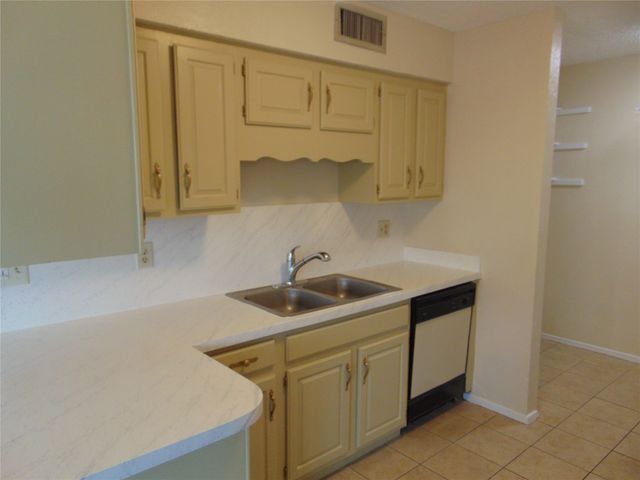 10835 Hayfield Drive, Dallas, TX 75238