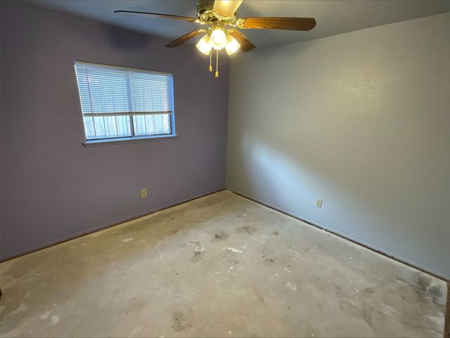 2033 Wilderness Trail, Grand Prairie, TX 75052