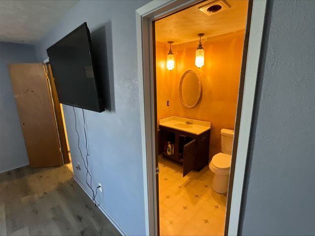 2033 Wilderness Trail, Grand Prairie, TX 75052