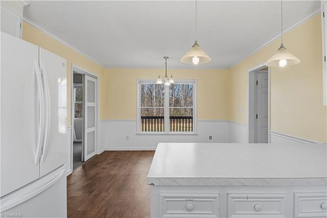 4821 Old US Highway 421 E, Yadkinville, NC 27055