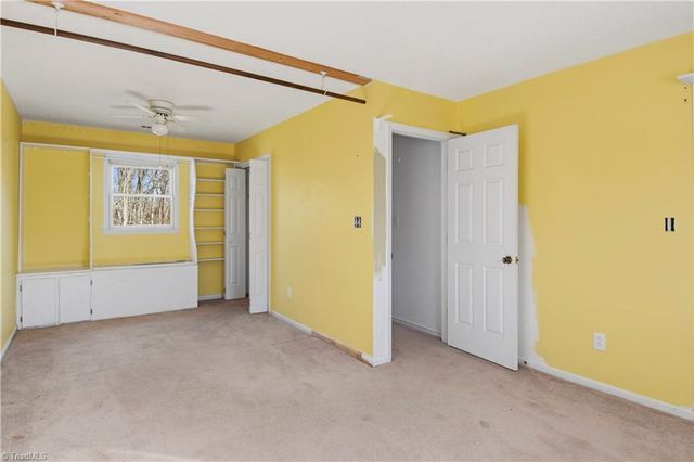 4821 Old US Highway 421 E, Yadkinville, NC 27055