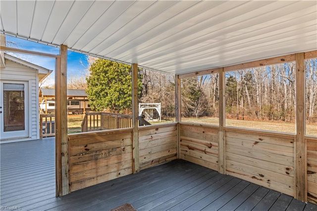 4821 Old US Highway 421 E, Yadkinville, NC 27055