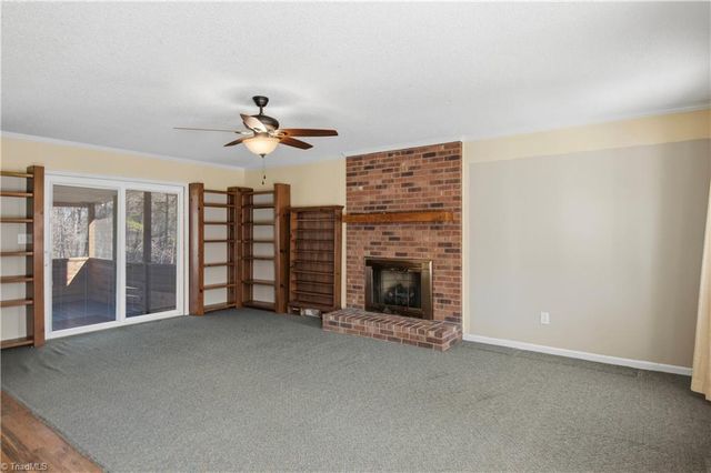 4821 Old US Highway 421 E, Yadkinville, NC 27055