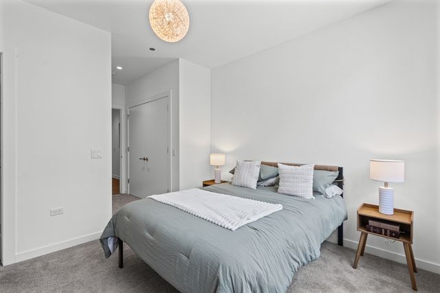 1648 W Division Street 110, Chicago, IL 60622