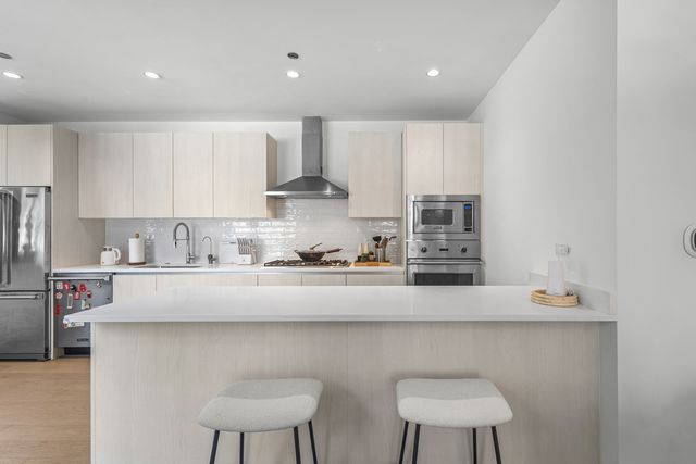 1648 W Division Street 110, Chicago, IL 60622