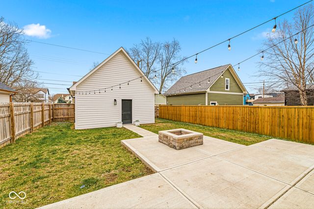 2017 Carrollton Avenue, Indianapolis, IN 46202