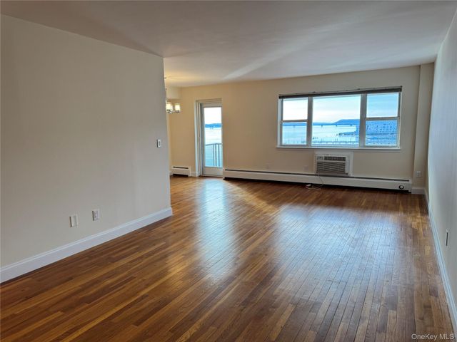 103 Gedney Street 4M, Nyack, NY 10960