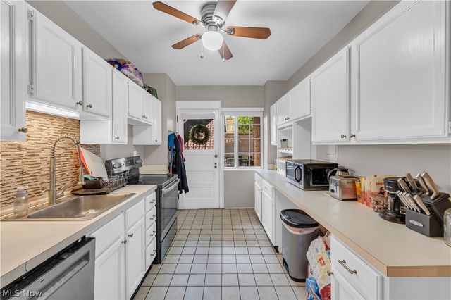 2511 Overlook Road, Cleveland Heights, OH 44106