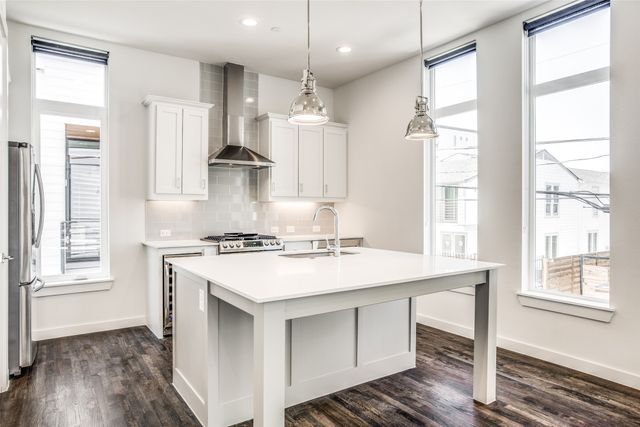 2180 Bennett Avenue 206, Dallas, TX 75206