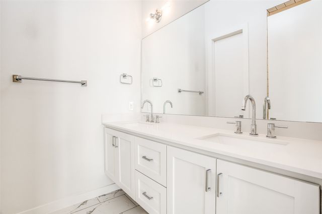 2180 Bennett Avenue 206, Dallas, TX 75206