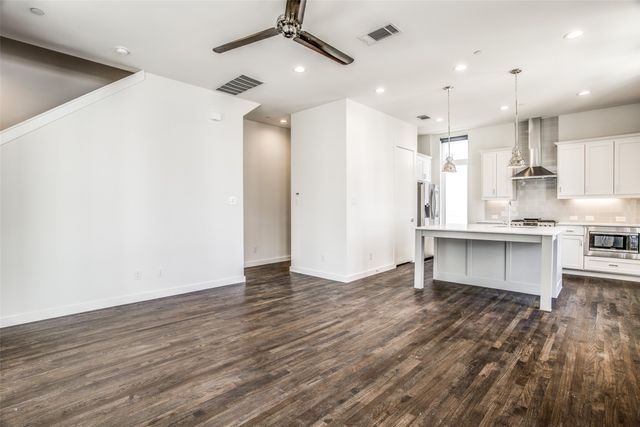 2180 Bennett Avenue 206, Dallas, TX 75206