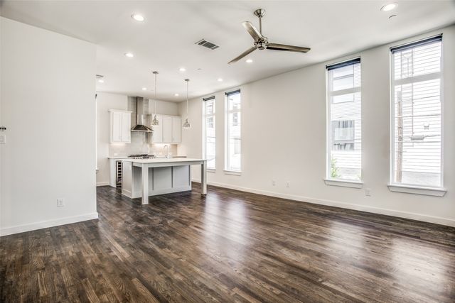 2180 Bennett Avenue 206, Dallas, TX 75206